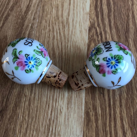 Vtg porcelain cork bottle stop decanter floral bourbon and scotch - Picture 8 of 8